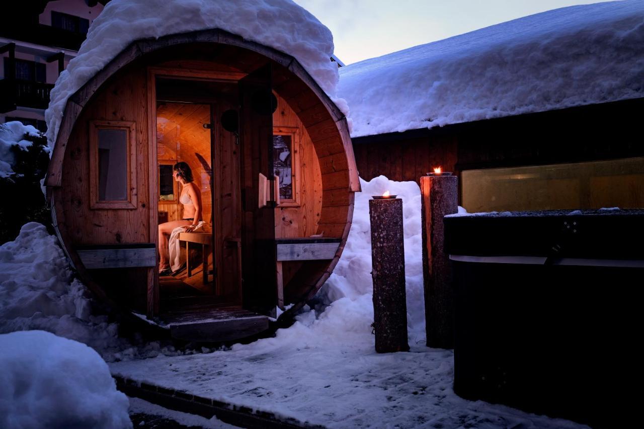 Hotel Nele Ziano di Fiemme Eksteriør billede